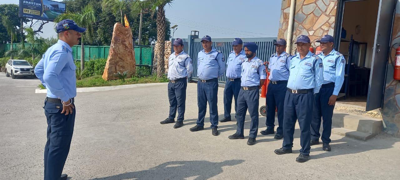 Quick Response - India Guards personnel